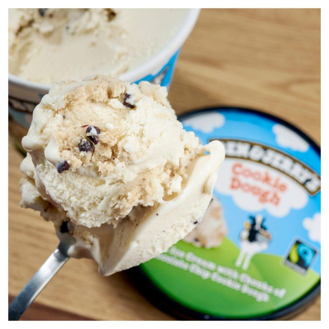 Ben & Jerry's Cookie Dough Vanilla Ice Cream Tub 465ml