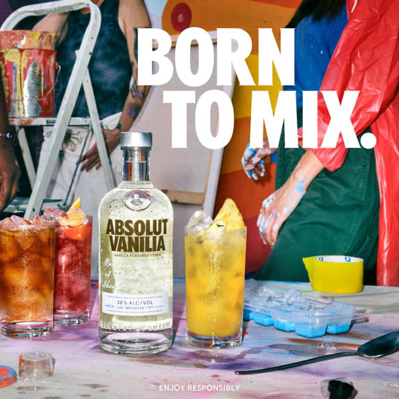 Absolut Vanilia Vanilla Flavoured Swedish Vodka 70cl | Zoom