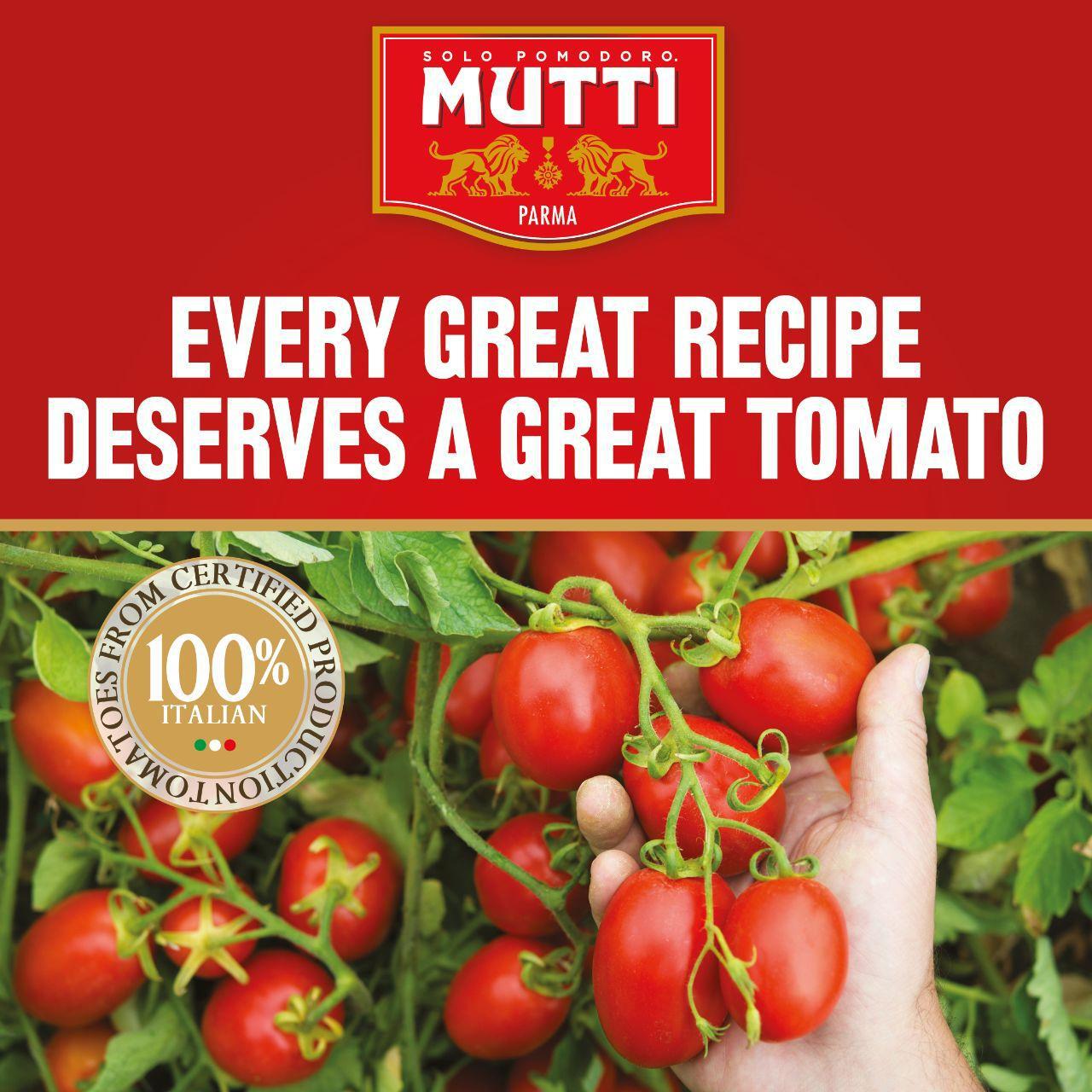 Mutti Finely Chopped Tomatoes 400g
