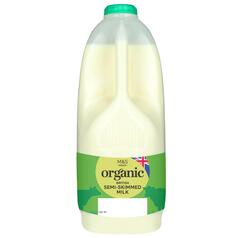 M&S Organic Semi-Skimmed Milk 4 Pints 2.272l