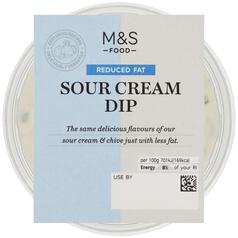 M&S Reduced Fat Sour Cream & Chive Dip 230g